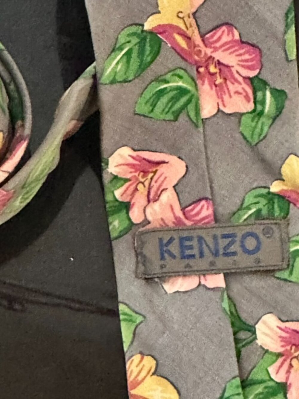 KENZO Floral Neckwear Tie Gray Pink Necktie Vintage VTG Trumpet Lilies Rare - Picture 5 of 6
